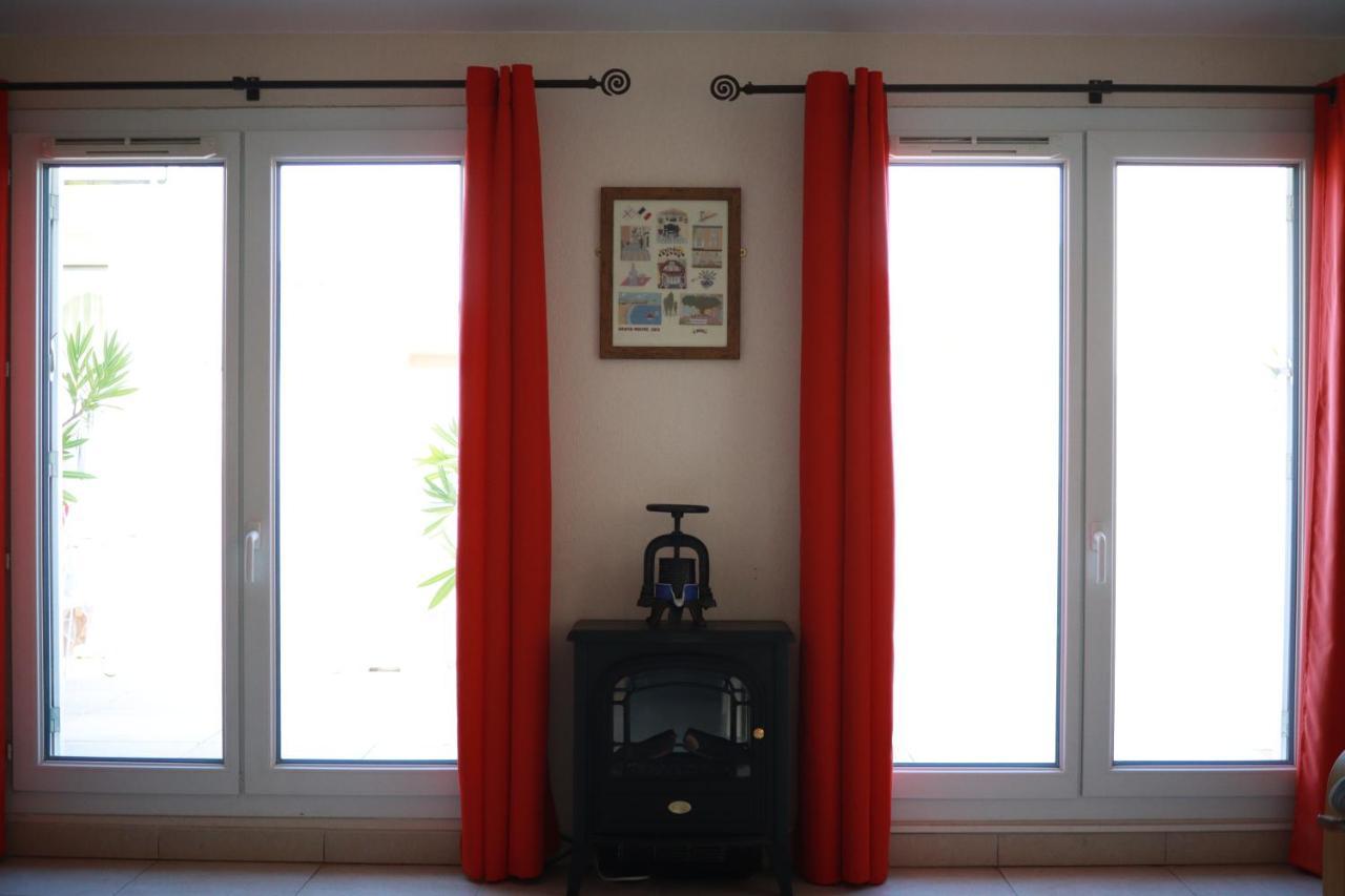 Casa Del Mar - Beautiful Two Bedroom Penthouse Apartment Sainte-Maxime Extérieur photo